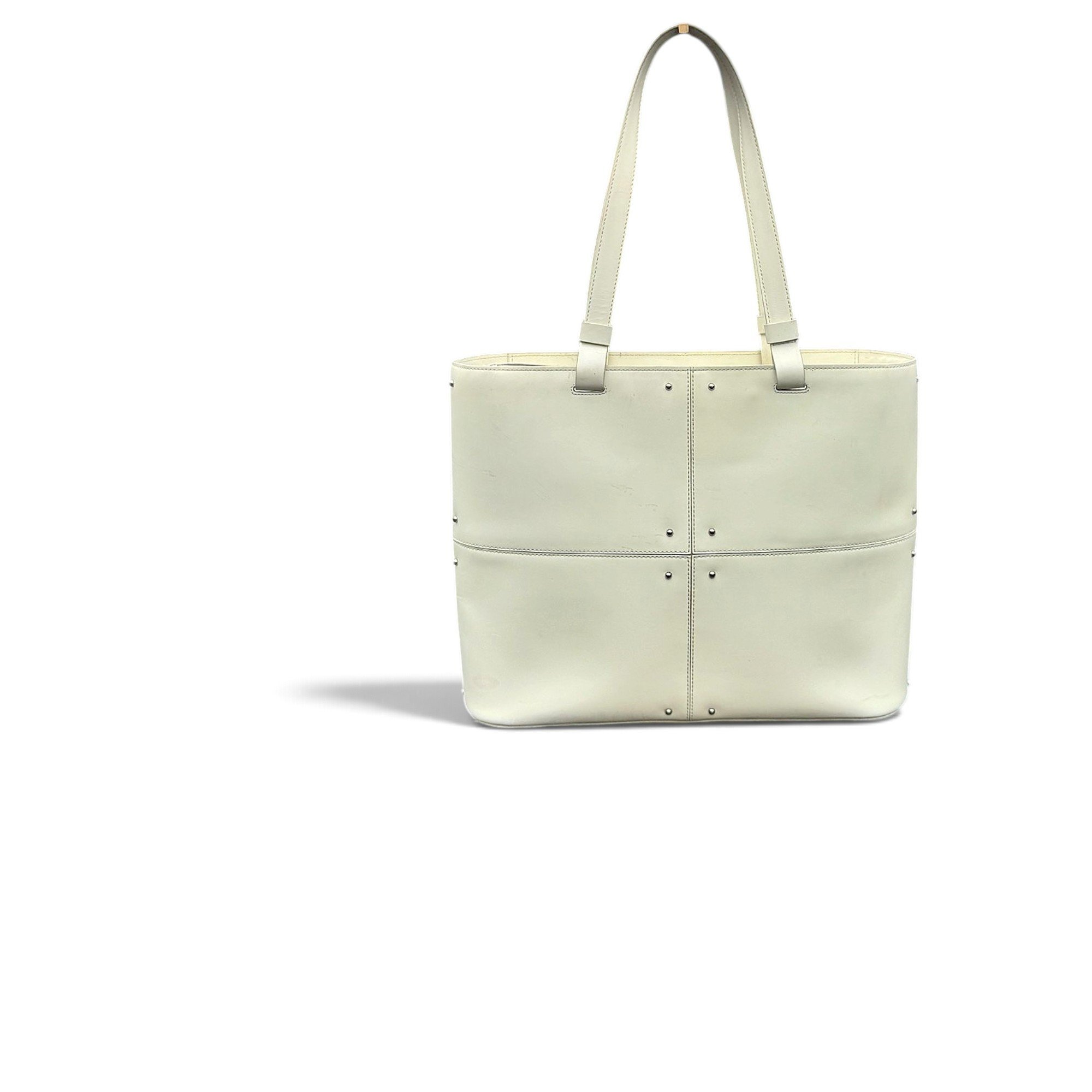 Leather tote