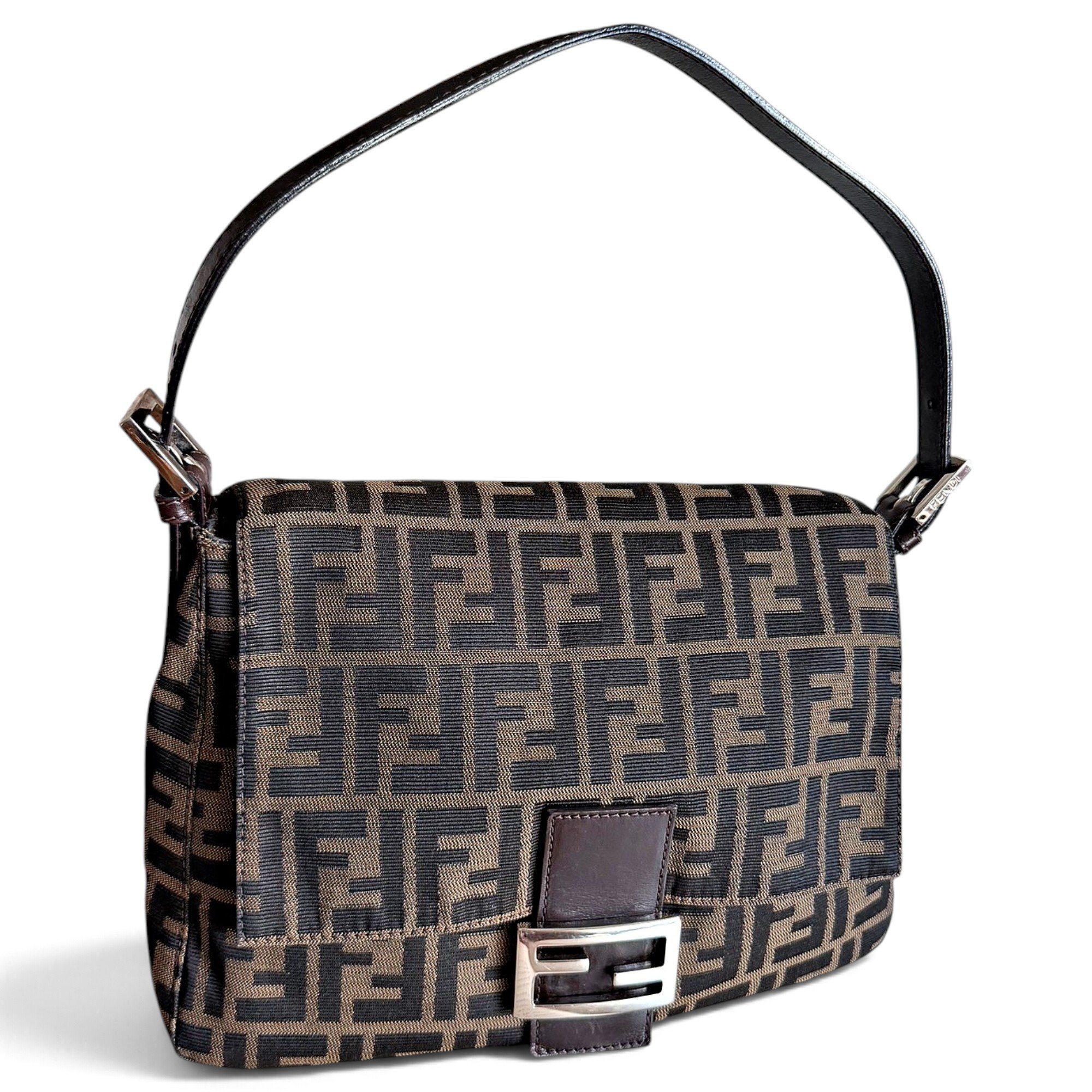 Baguette cloth handbag