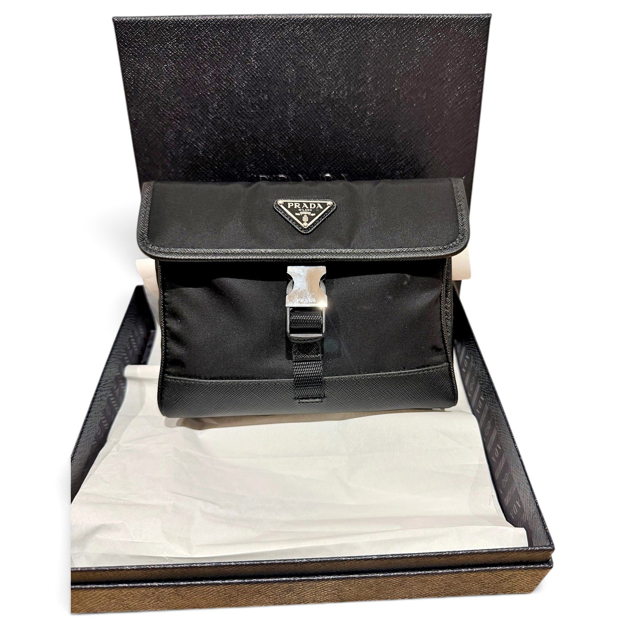 Re-edition cloth clutch bag