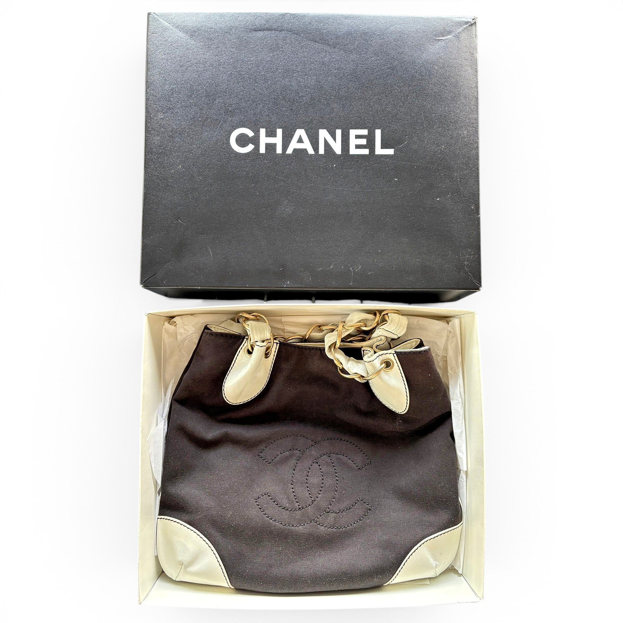 Vintage CC Chain leather tote