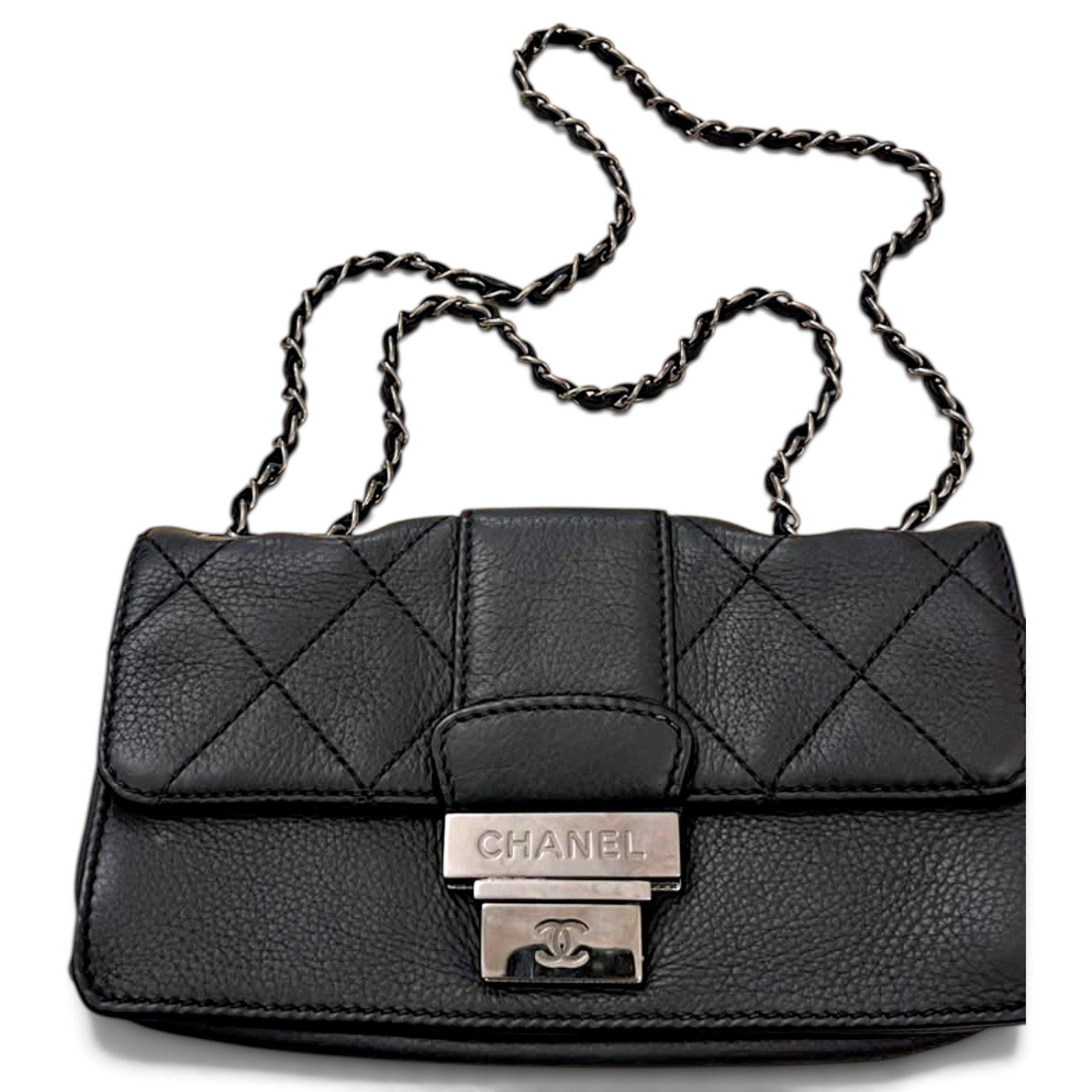 Trendy CC Flap leather handbag