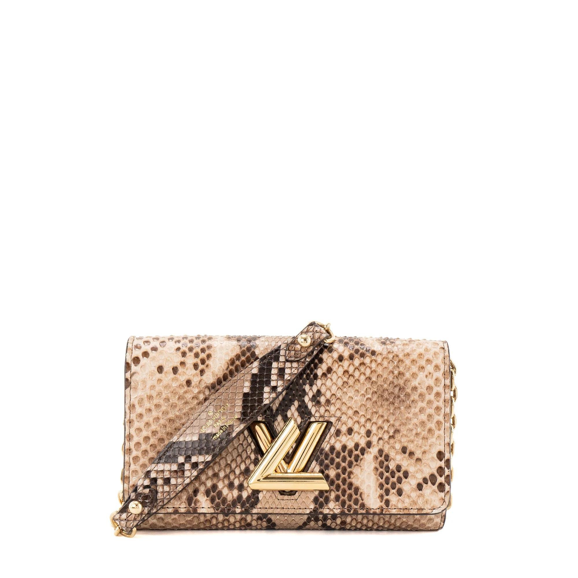 Twist leather bag