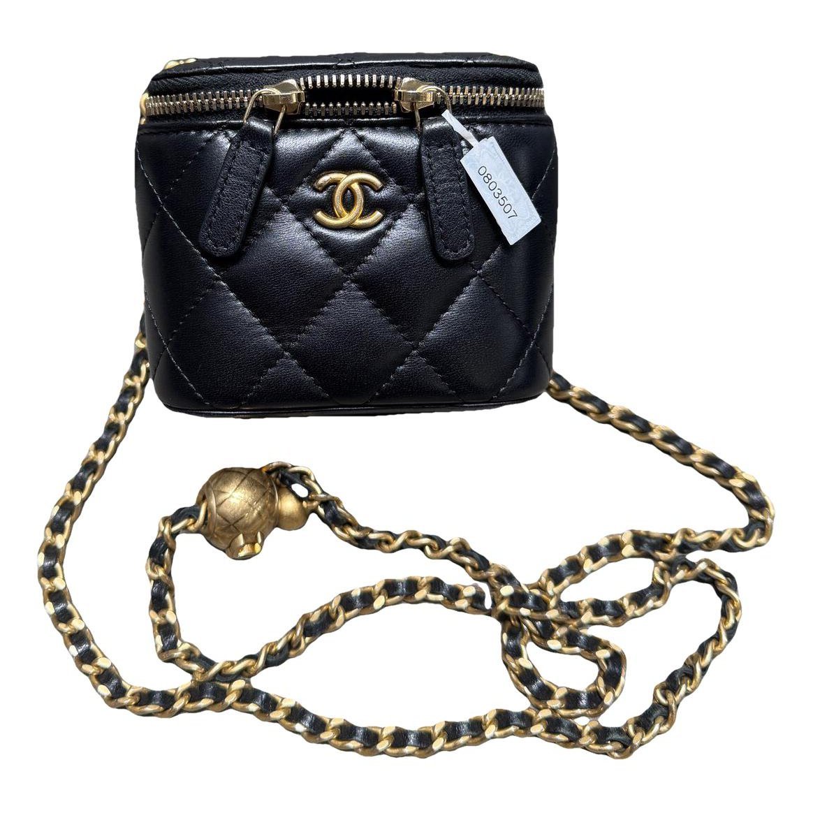 Trendy CC Vanity leather handbag