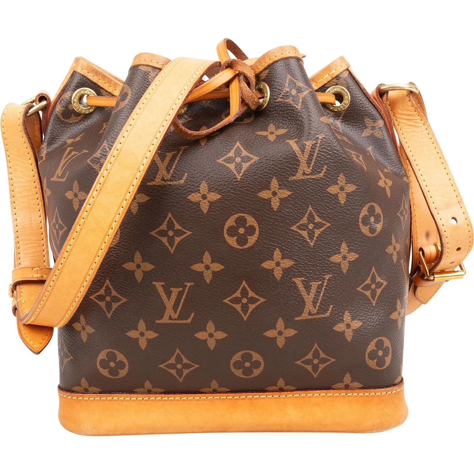 Noé leather crossbody bag