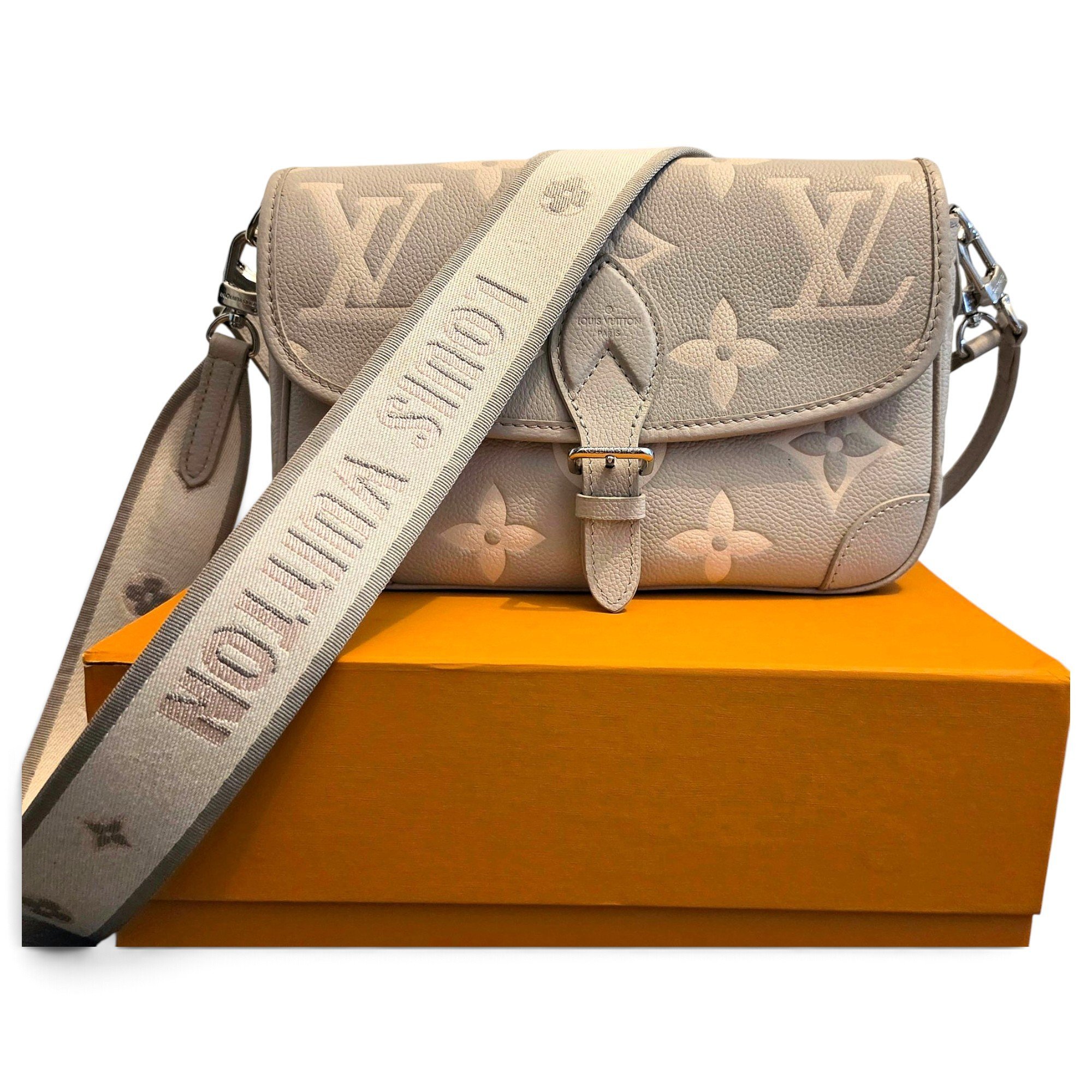 Diane leather crossbody bag