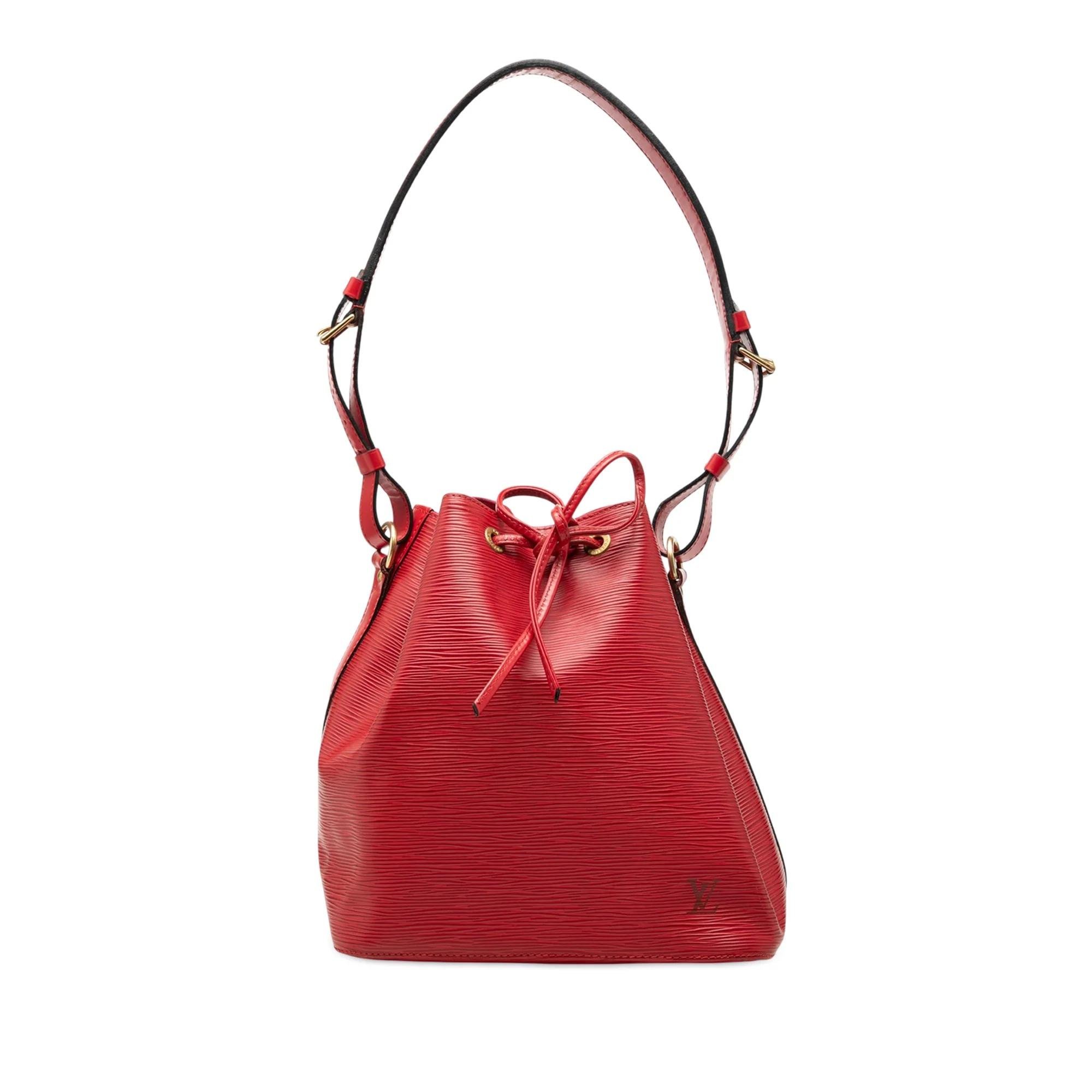 Louis Vuitton Bucket leather tote