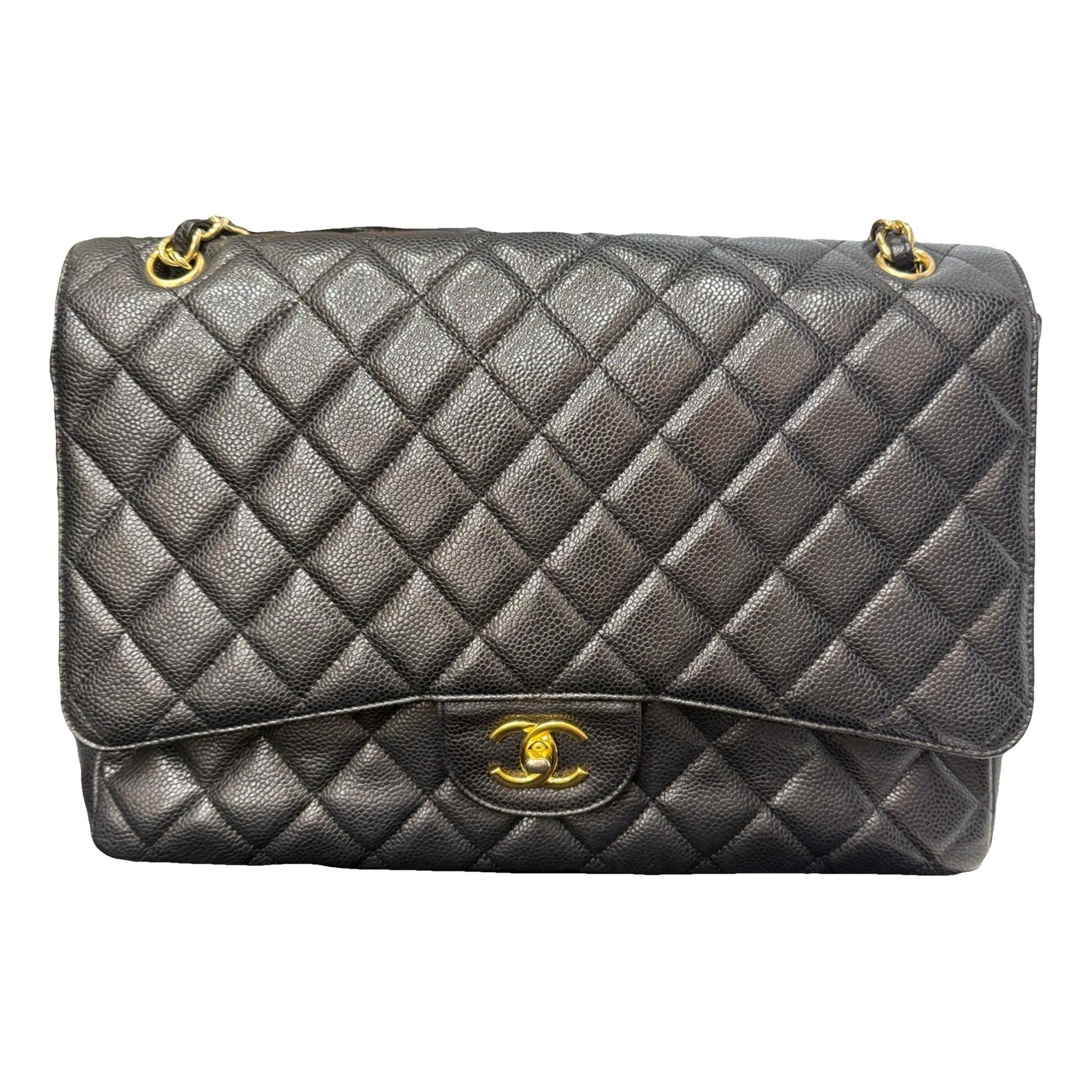 Timeless/Classique leather crossbody bag
