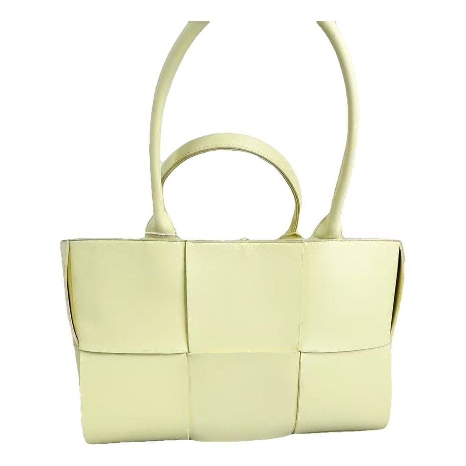 Arco leather tote