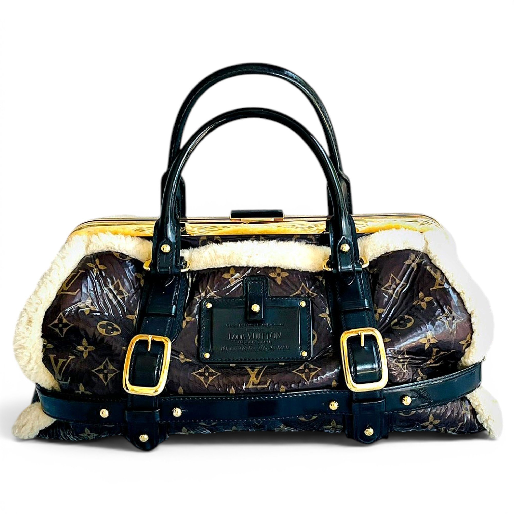 Shearing Thunder patent leather handbag