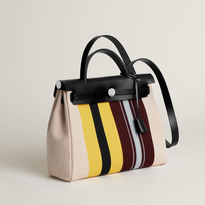 Herbag Zip 31漆面手提包