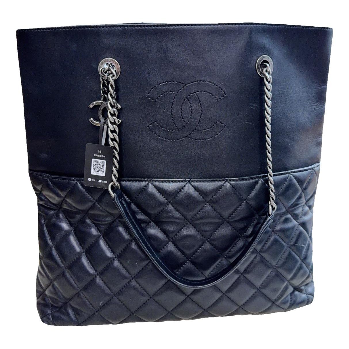 Gabrielle leather crossbody bag