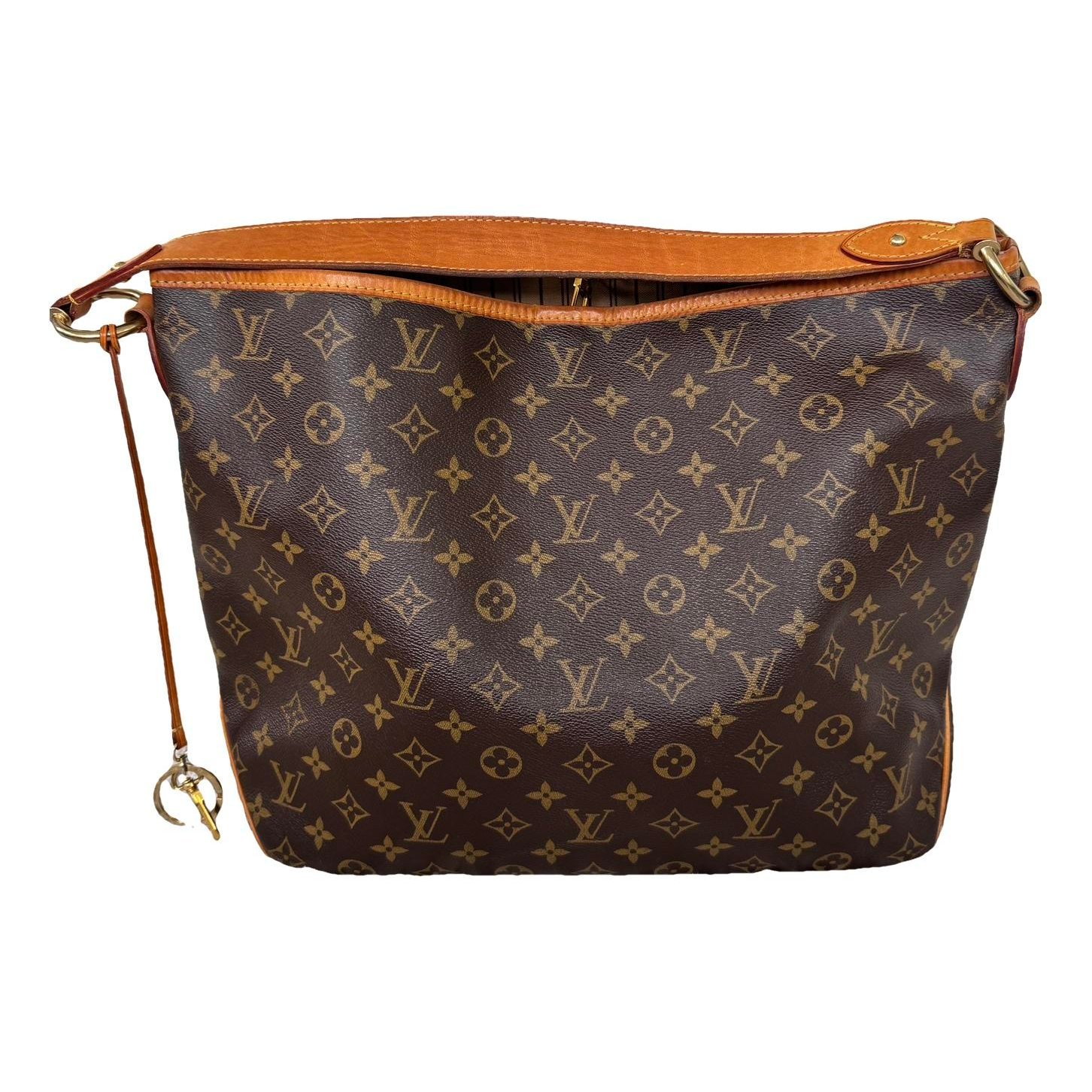 Delightful leather handbag