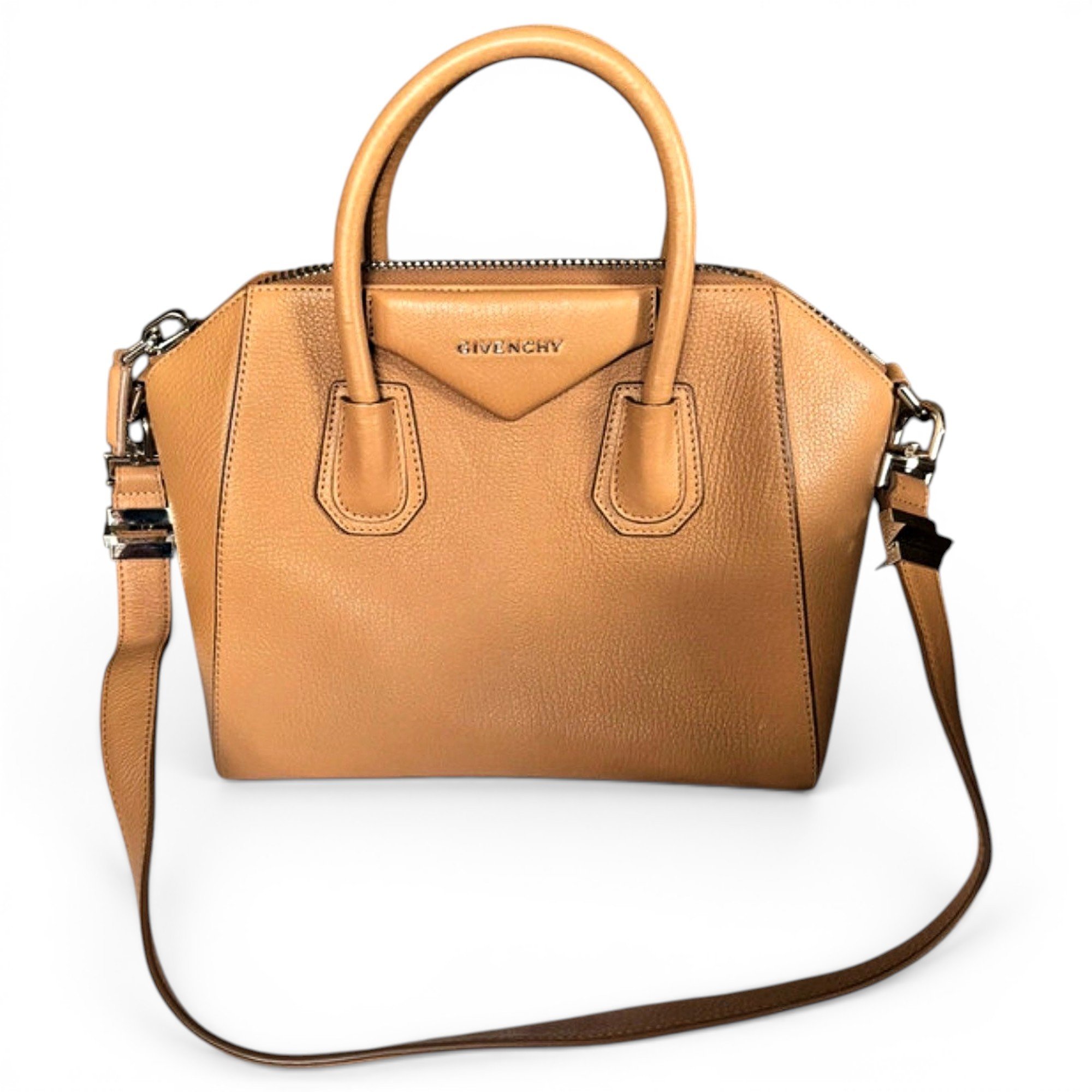 Antigona leather handbag