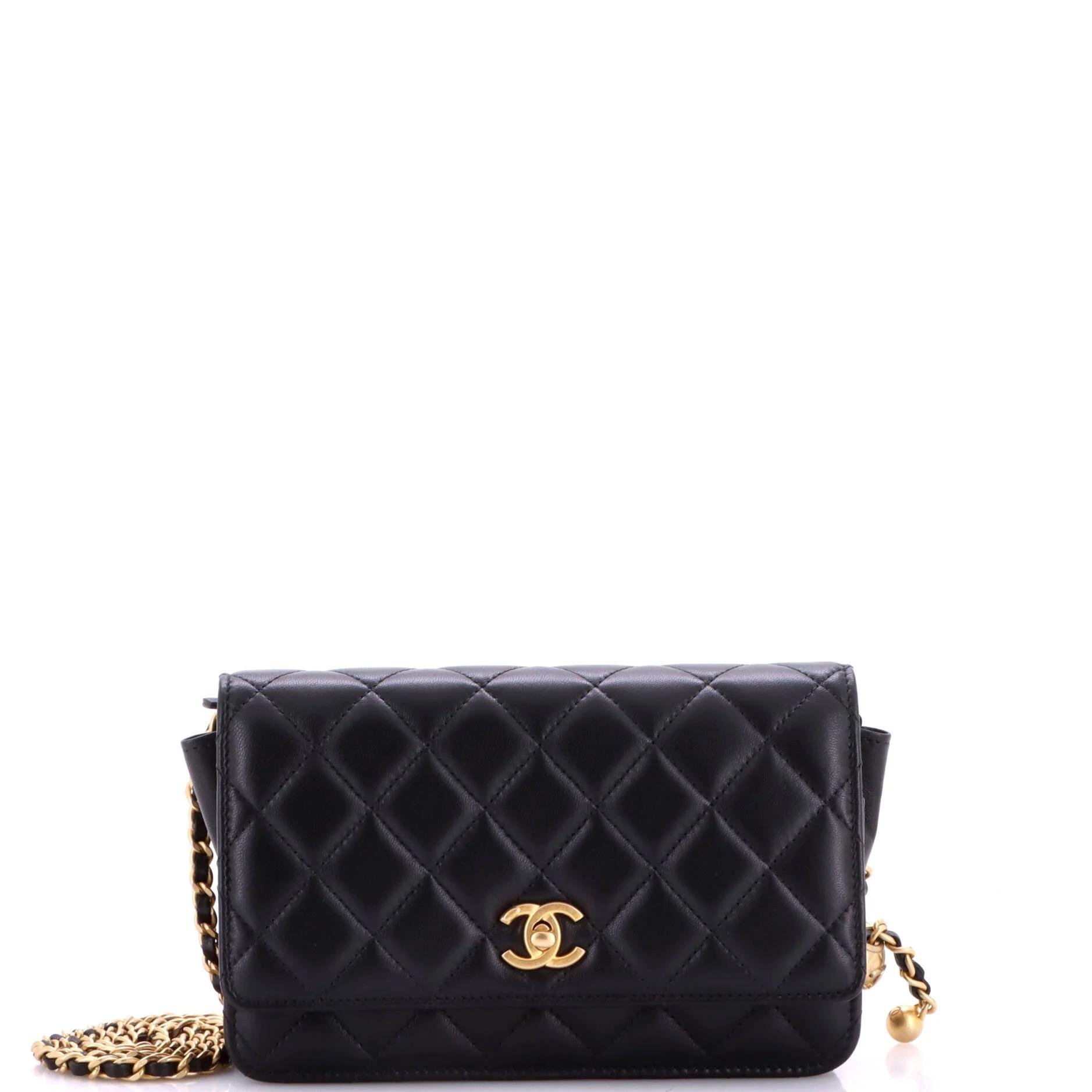 Wallet On Chain leather crossbody bag