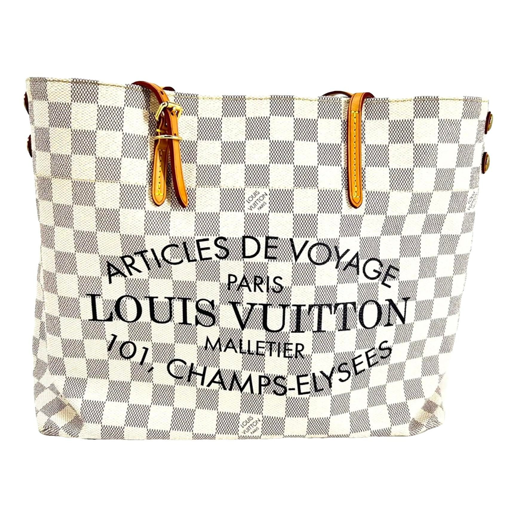 Luco vinyl handbag