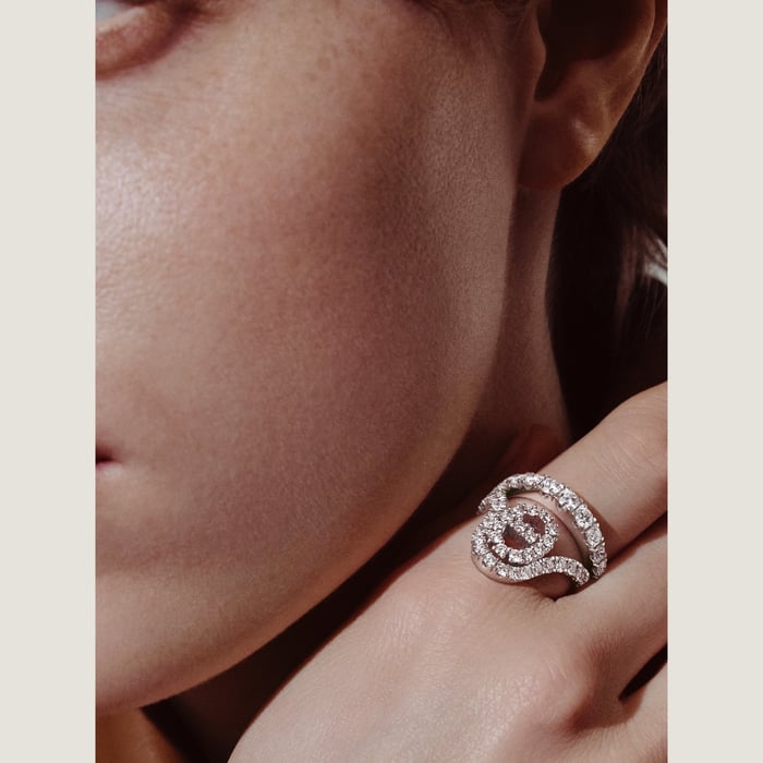 Sans Coloris Crescendo Ring