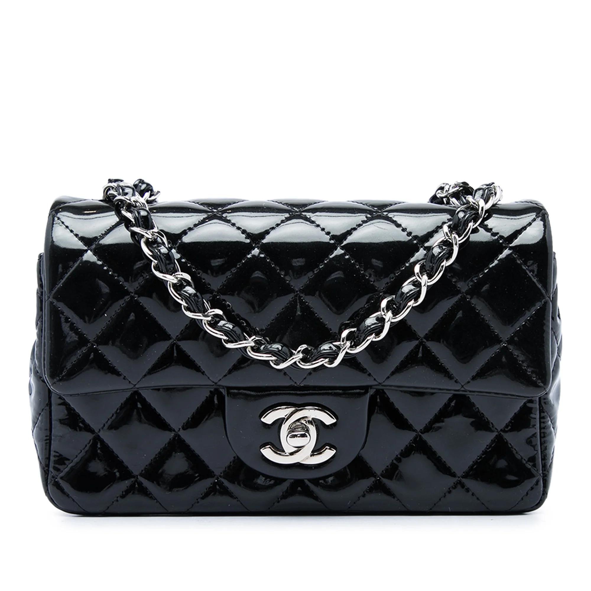 Timeless/Classique patent leather handbag