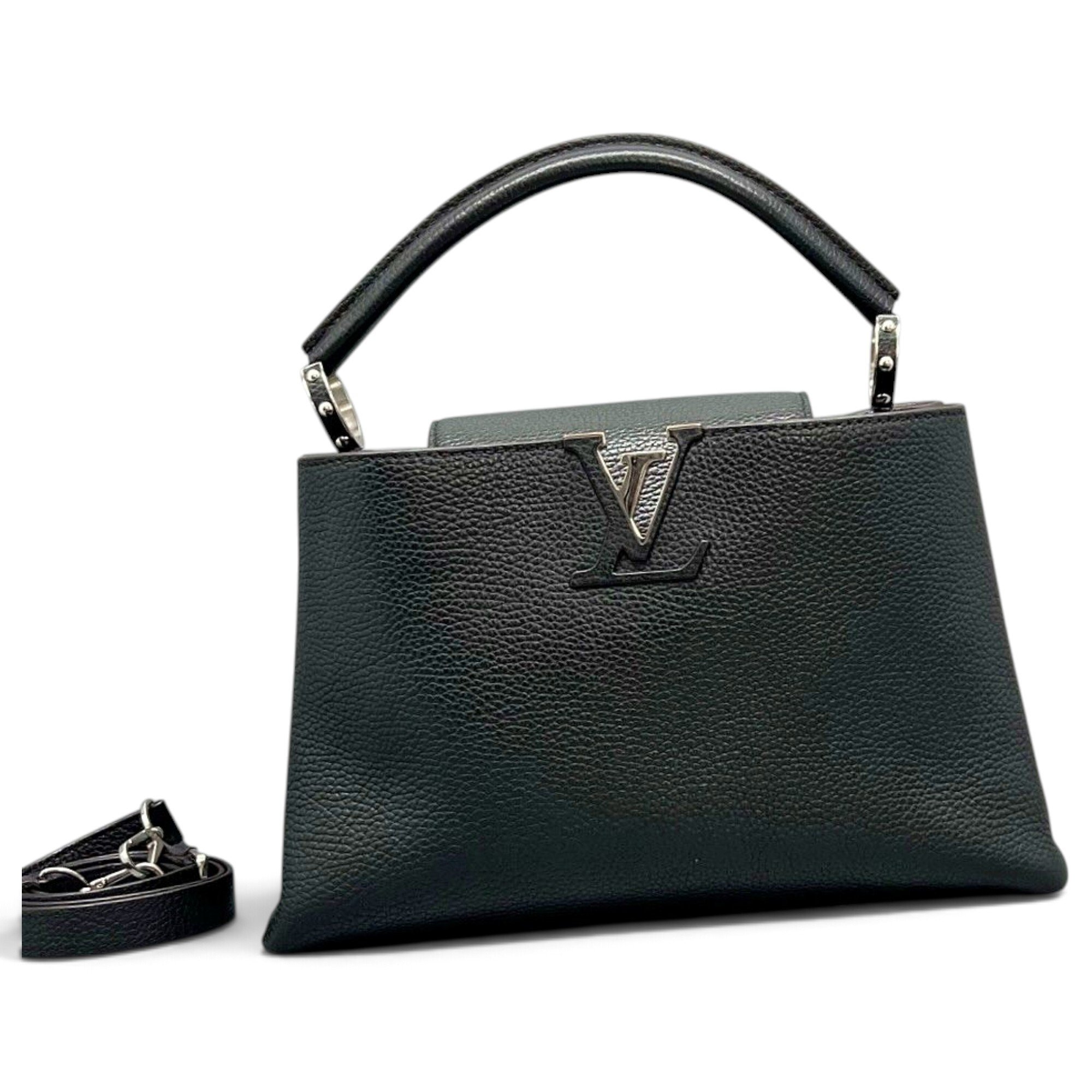 Capucines leather handbag