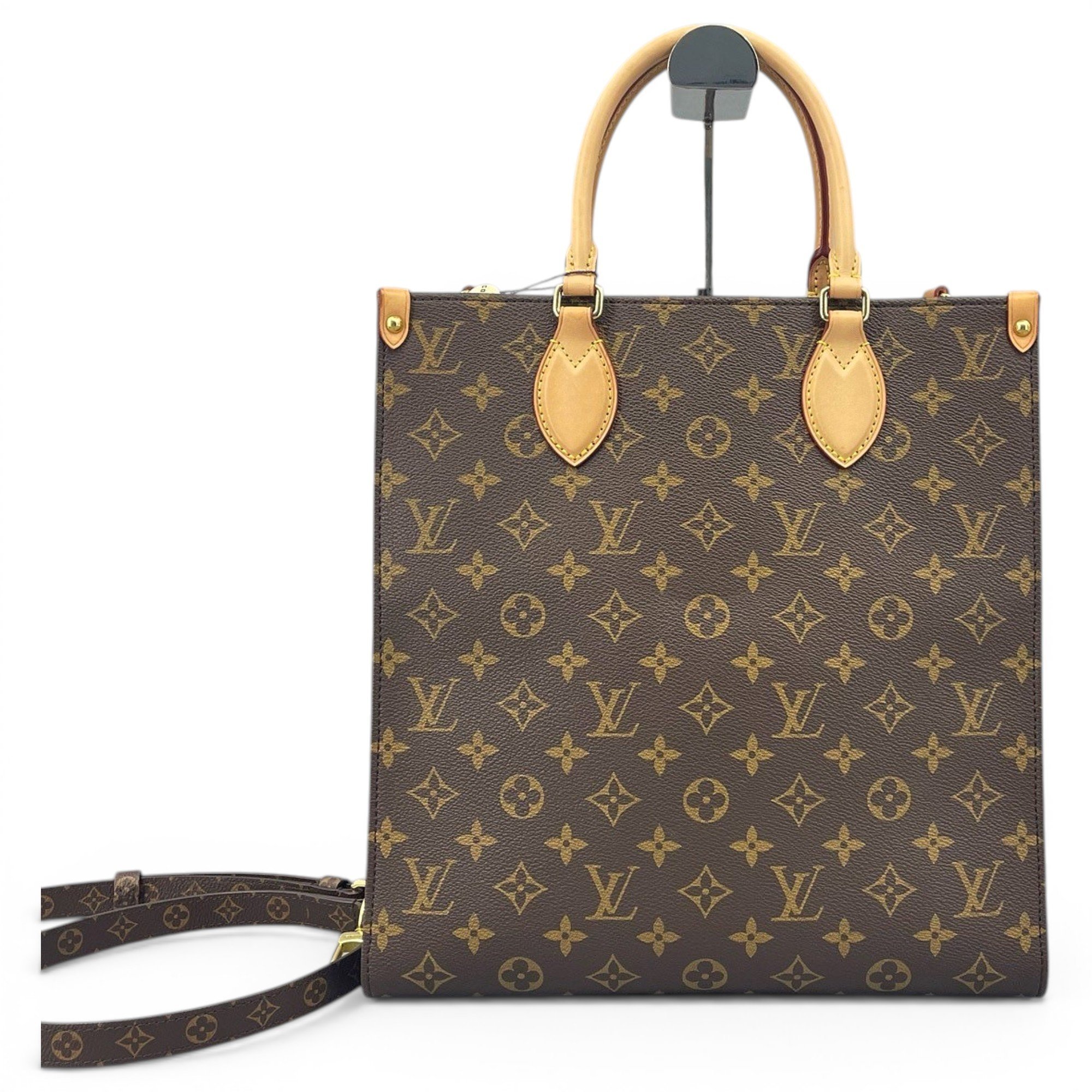 Plat leather handbag