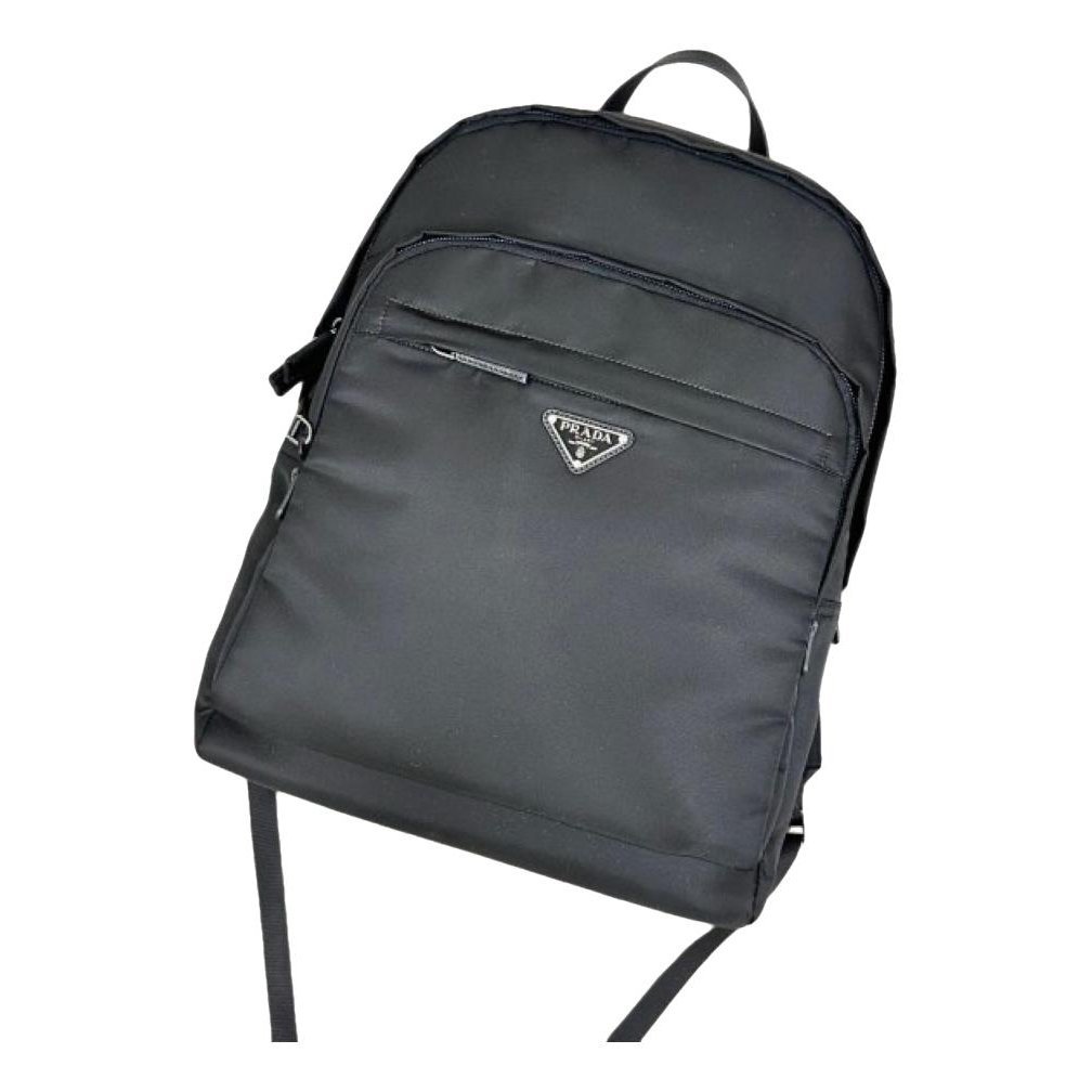 Leather travel bag