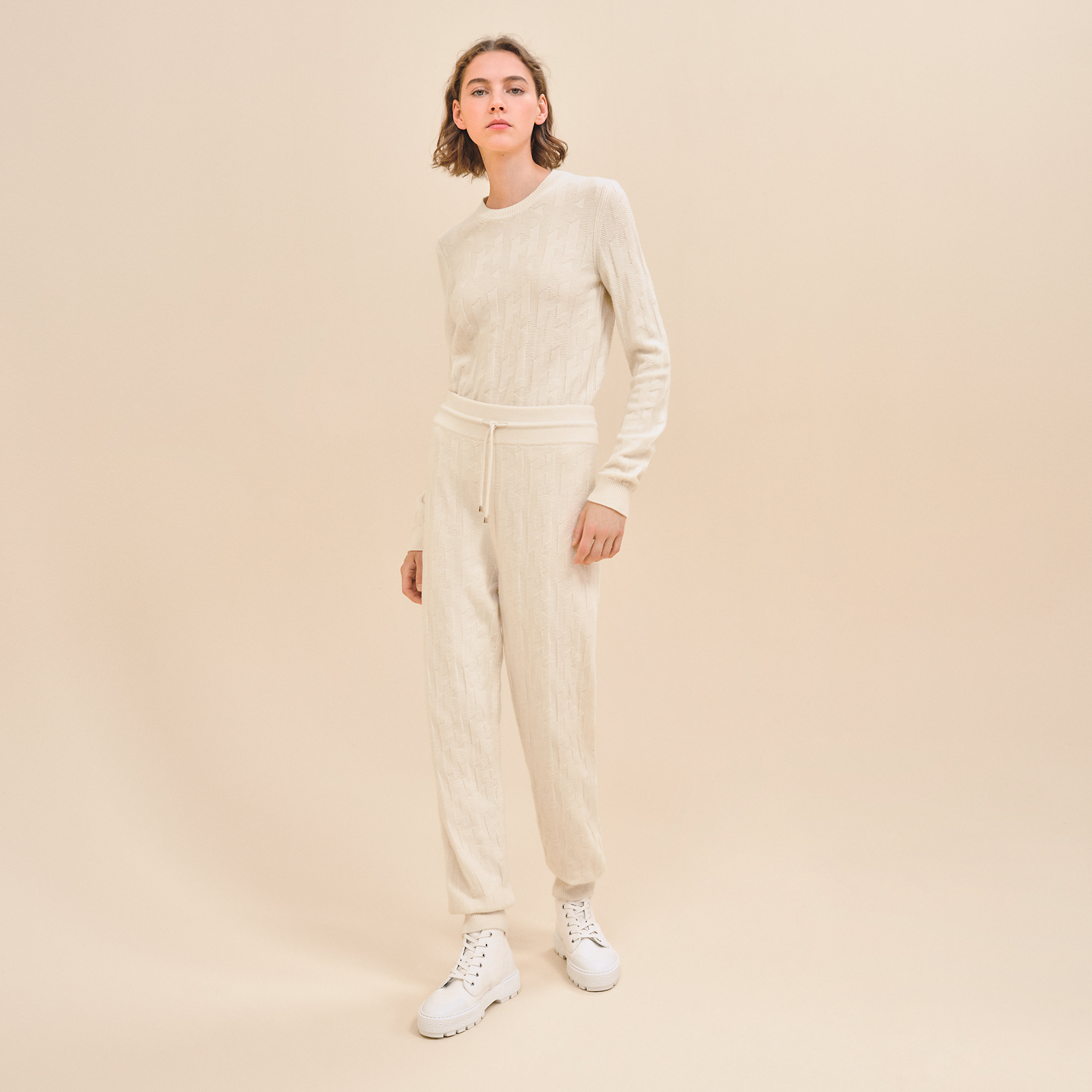 "H" jogging pants