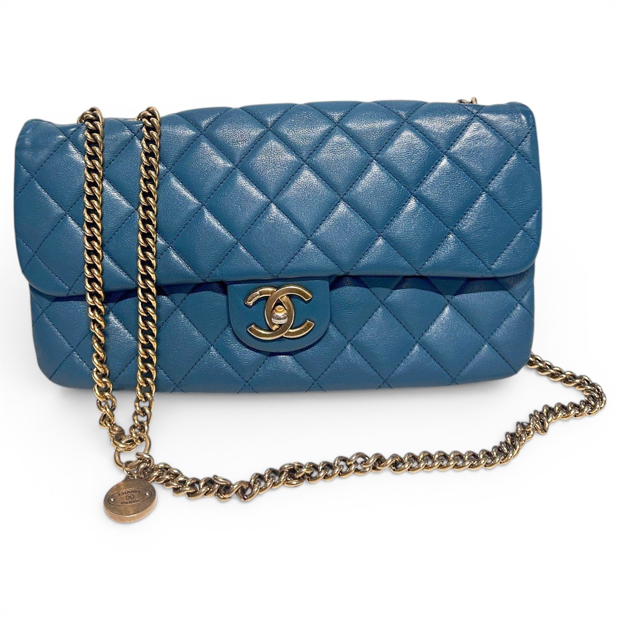Timeless/Classique leather crossbody bag