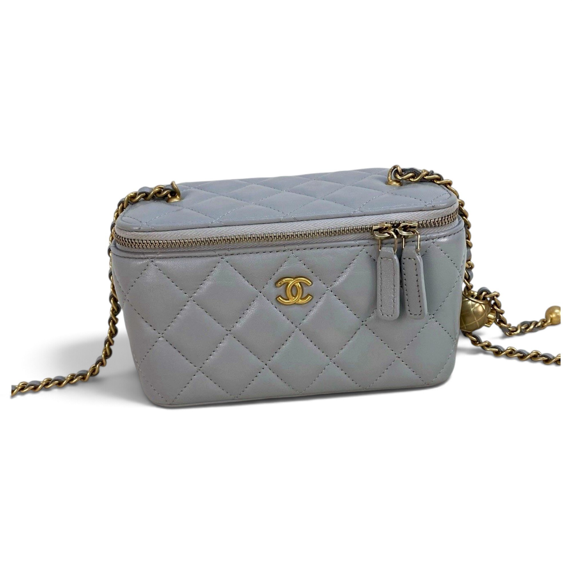Trendy CC Vanity leather handbag
