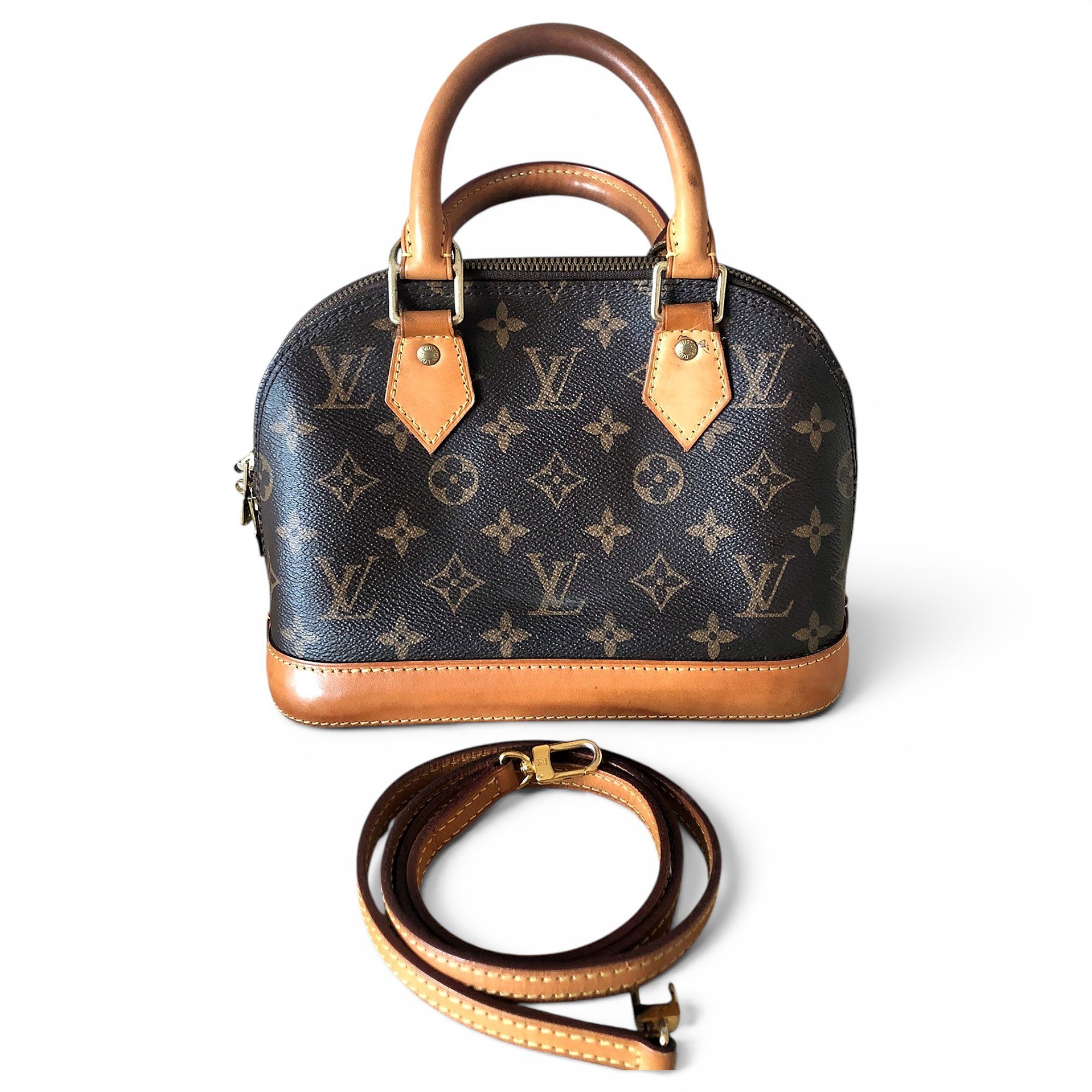 Alma BB leather handbag