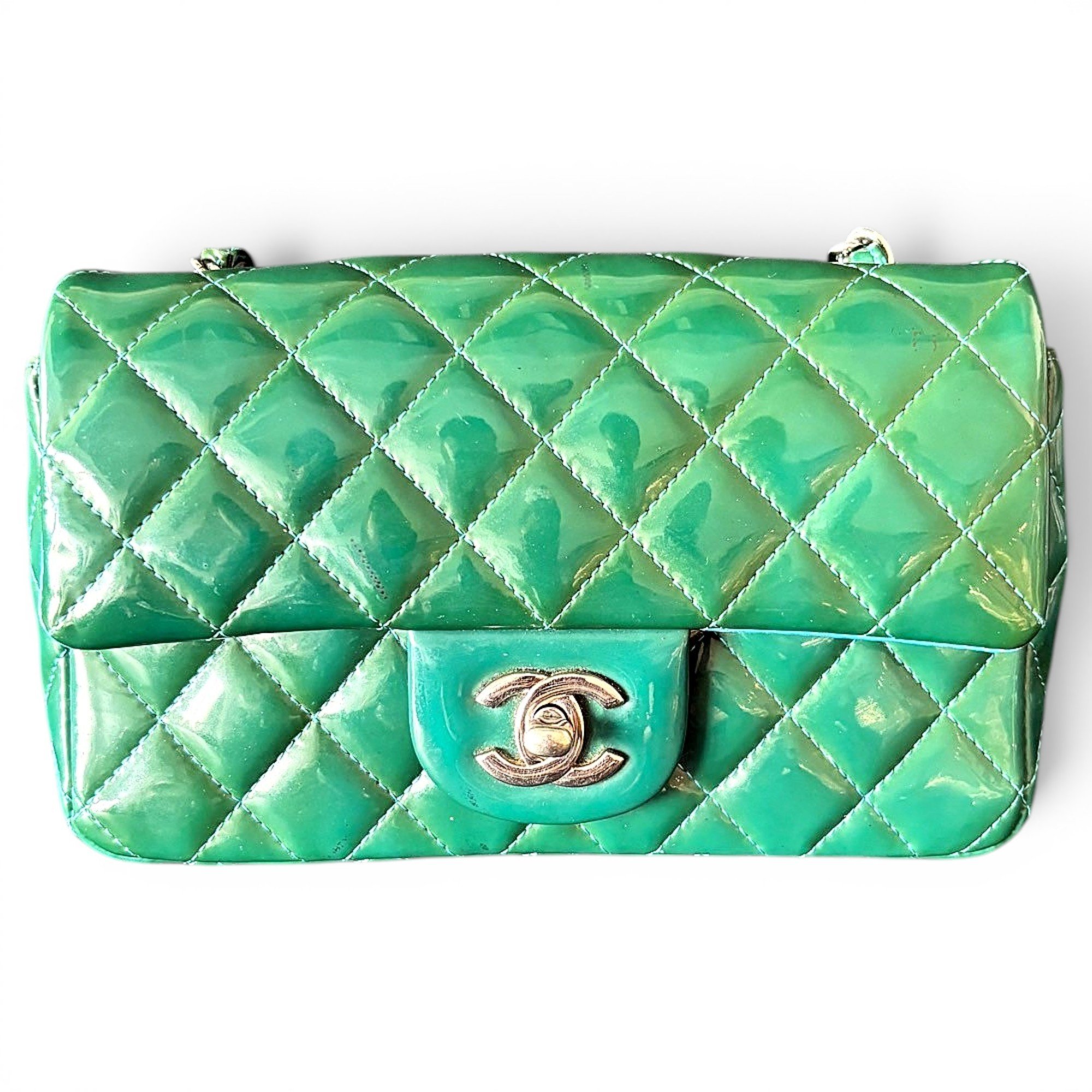 Timeless/Classique patent leather crossbody bag