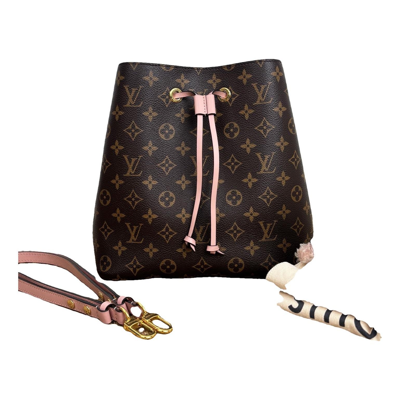 Louis Vuitton NéoNoé leather handbag