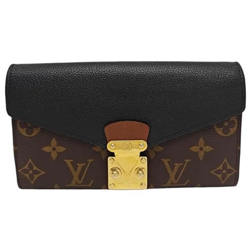 Pallas leather handbag