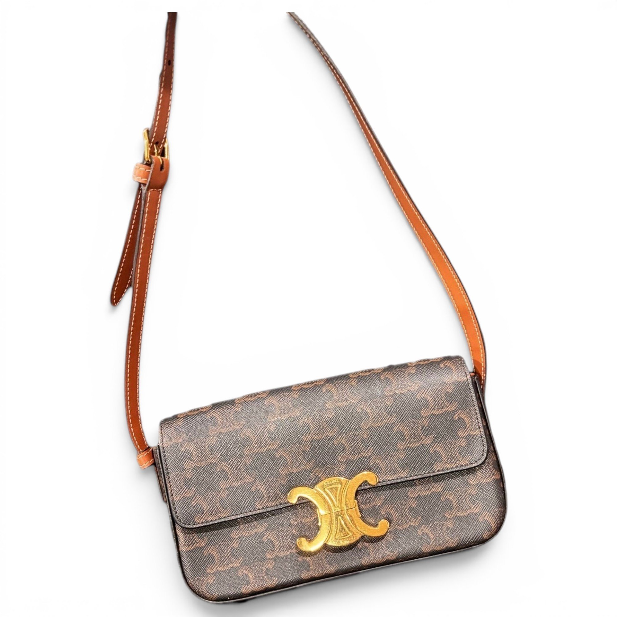 Triomphe Long leather handbag