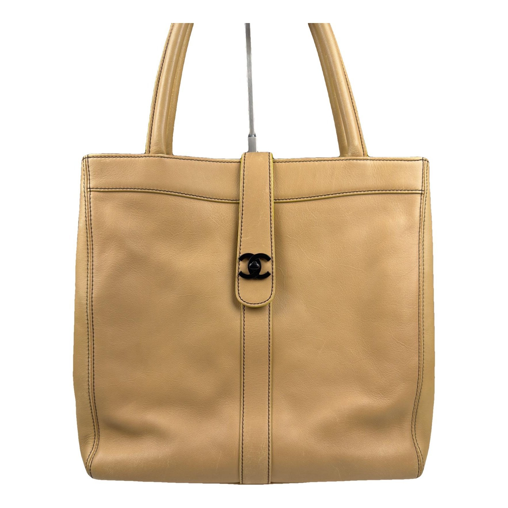 Leather tote