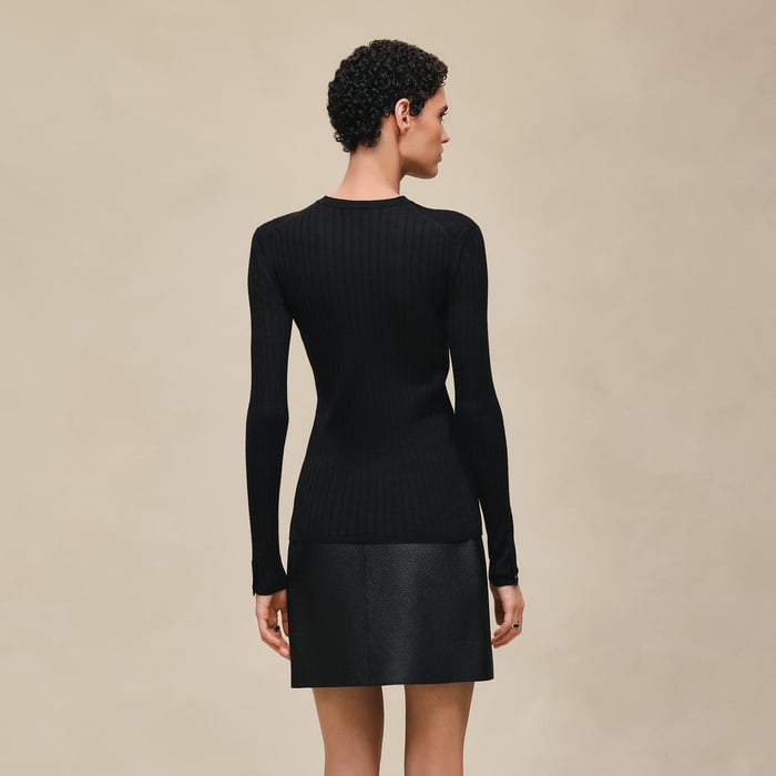 Noir Long-sleeve Sweater