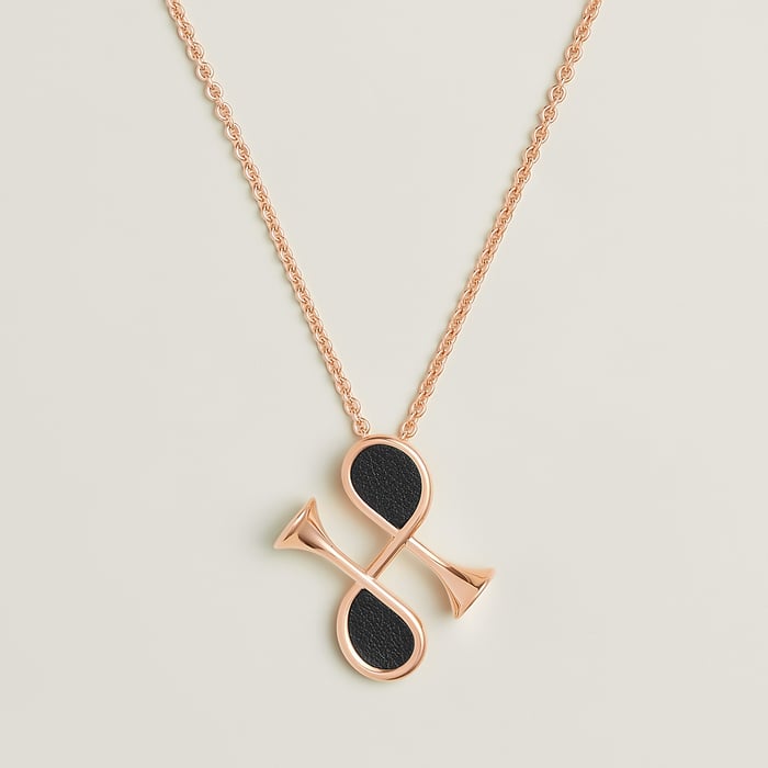 Noir Cor H Pendant