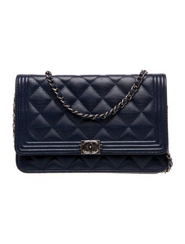 Boy Wallet On Chain