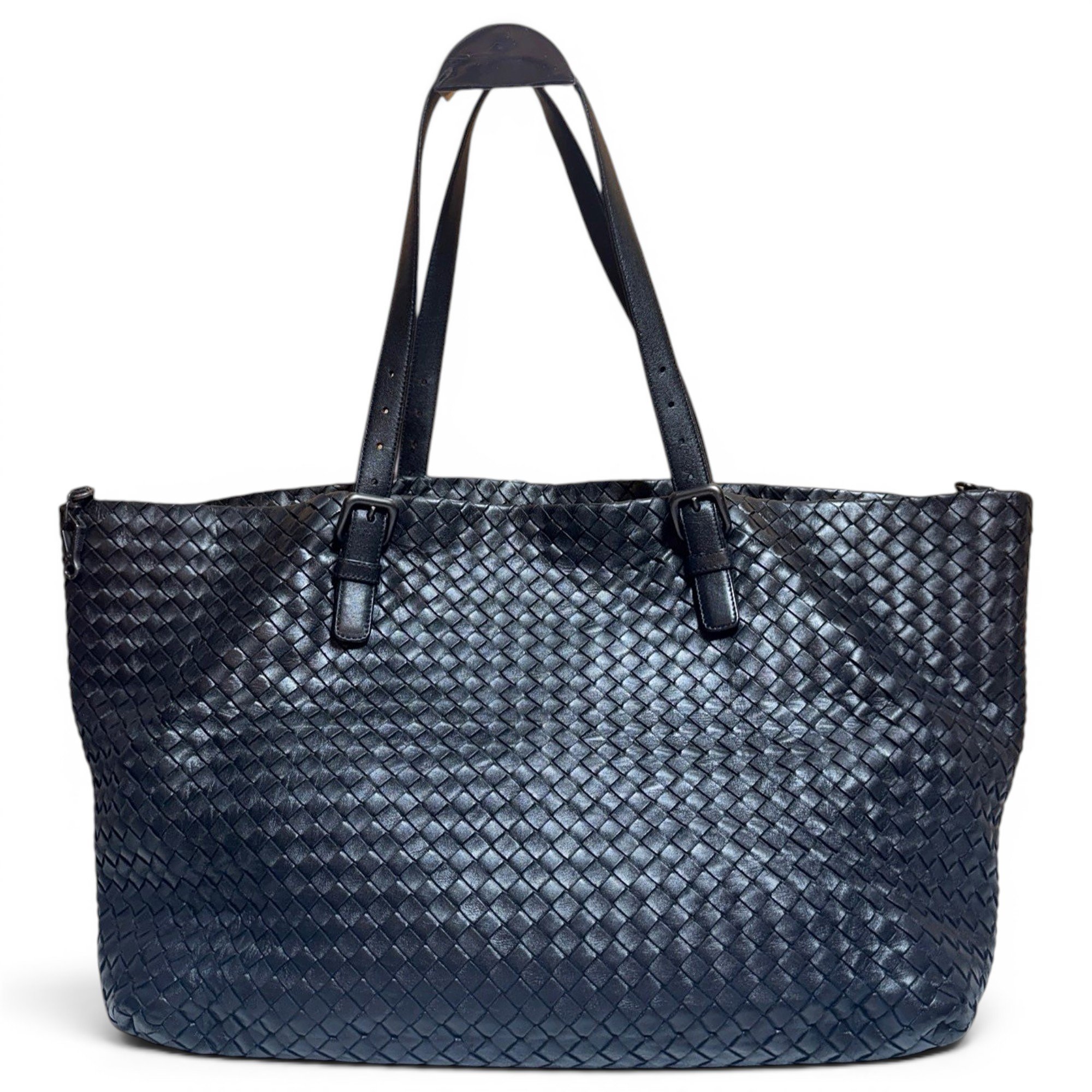 Leather tote