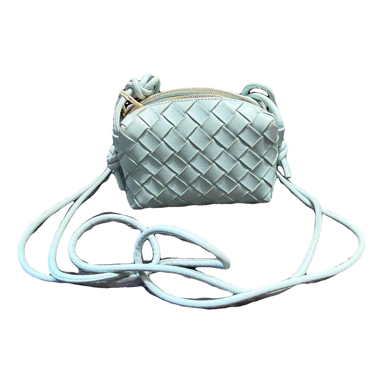 Loop leather handbag