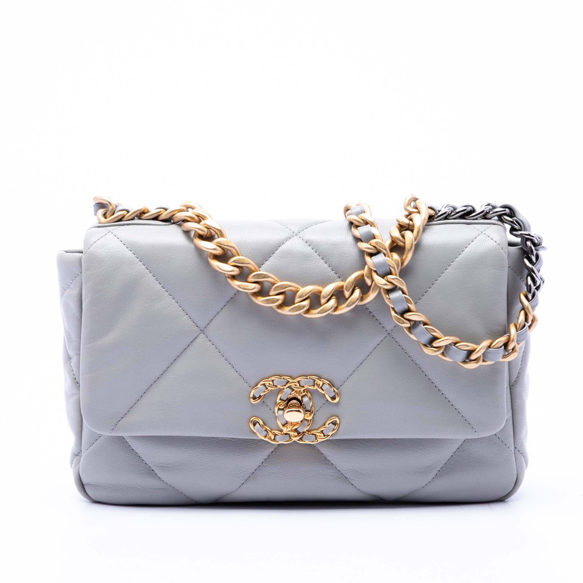 Chanel 19 pony-style calfskin handbag