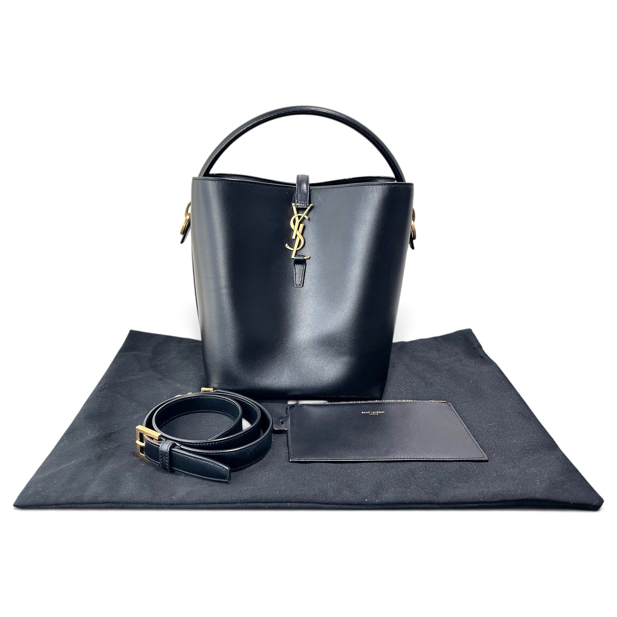 Le 37 leather handbag