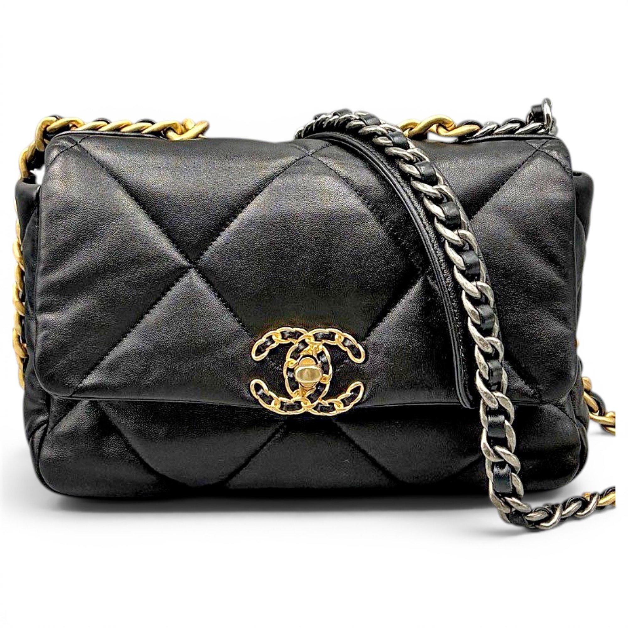 Chanel 19 leather handbag