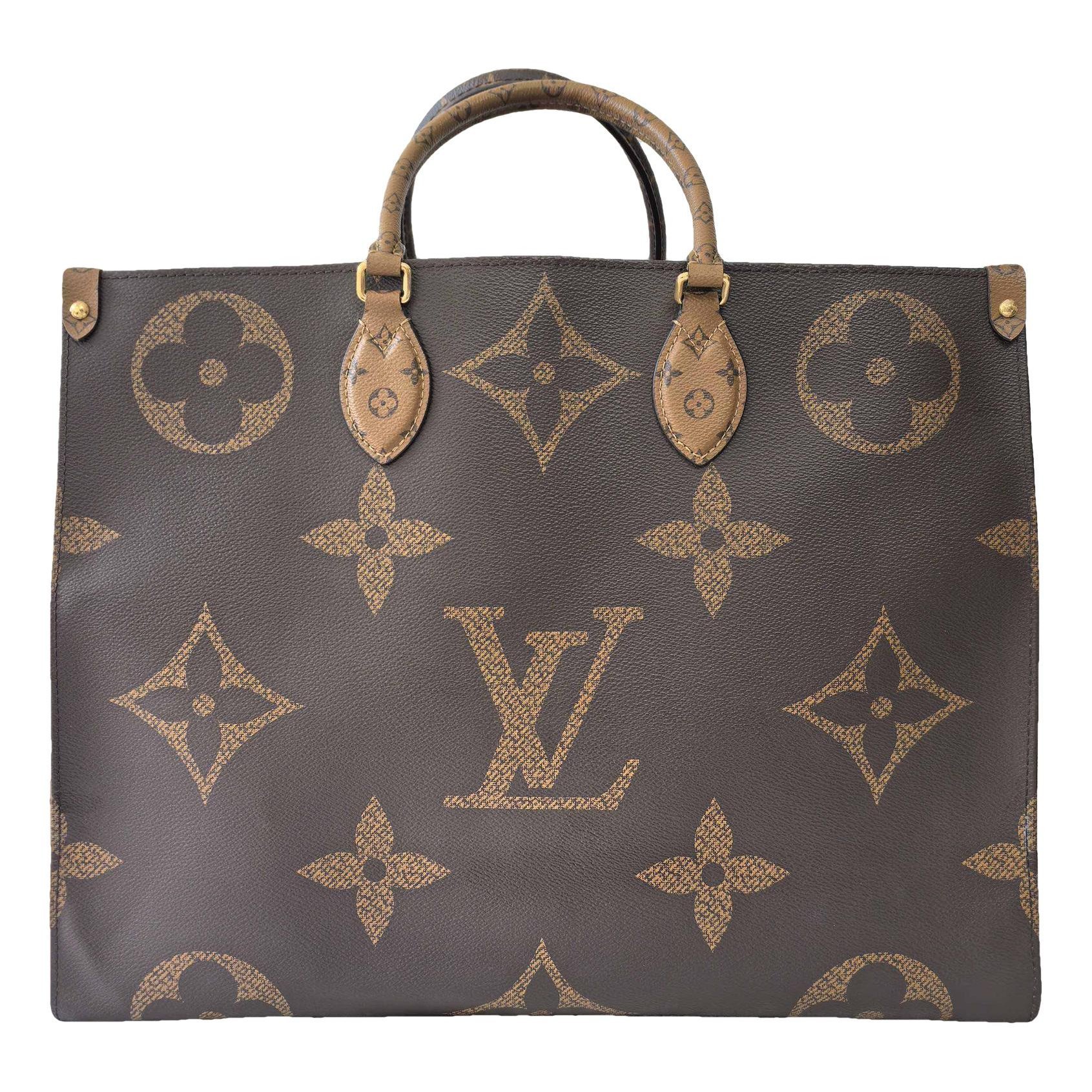 Onthego leather tote