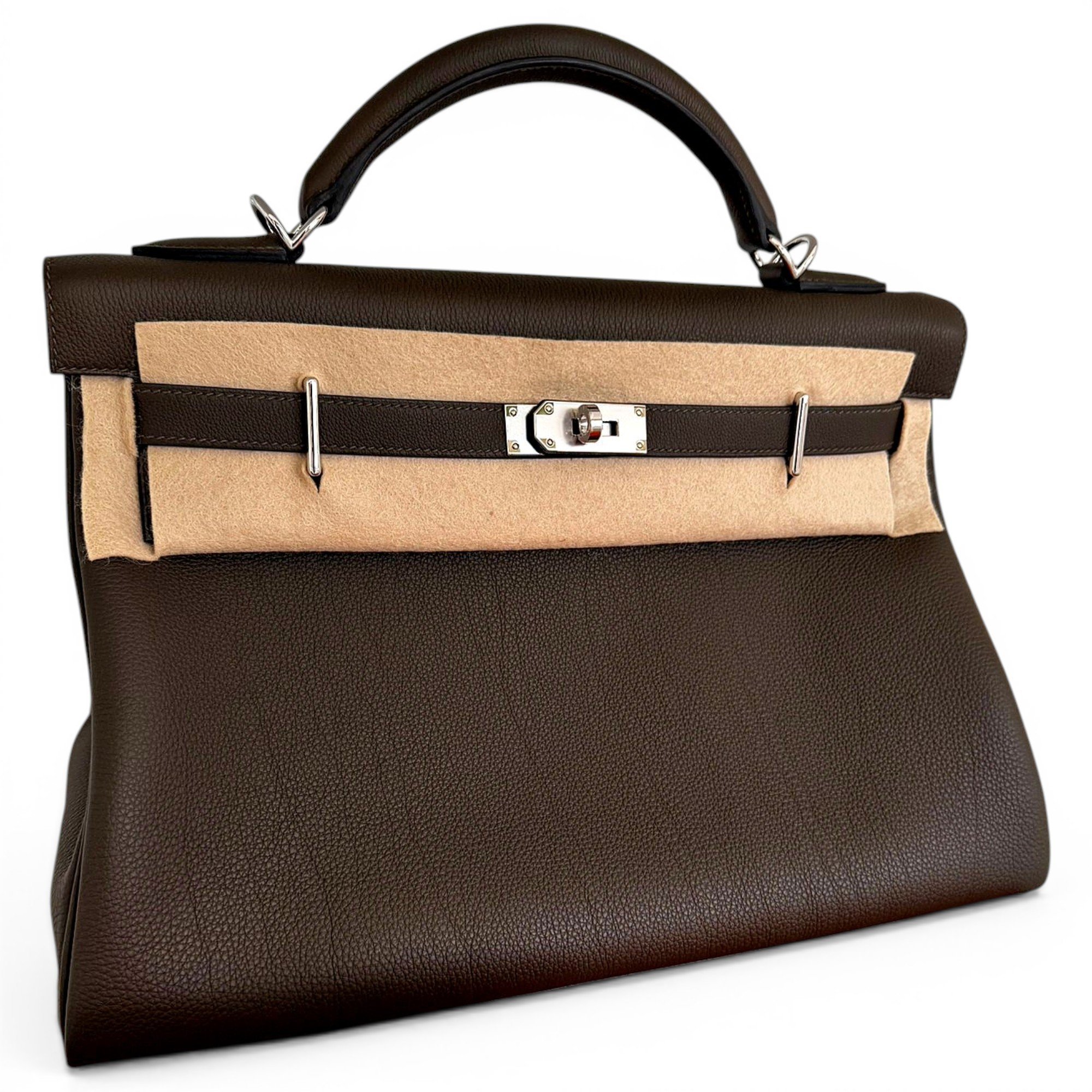 Kelly 42 leather handbag
