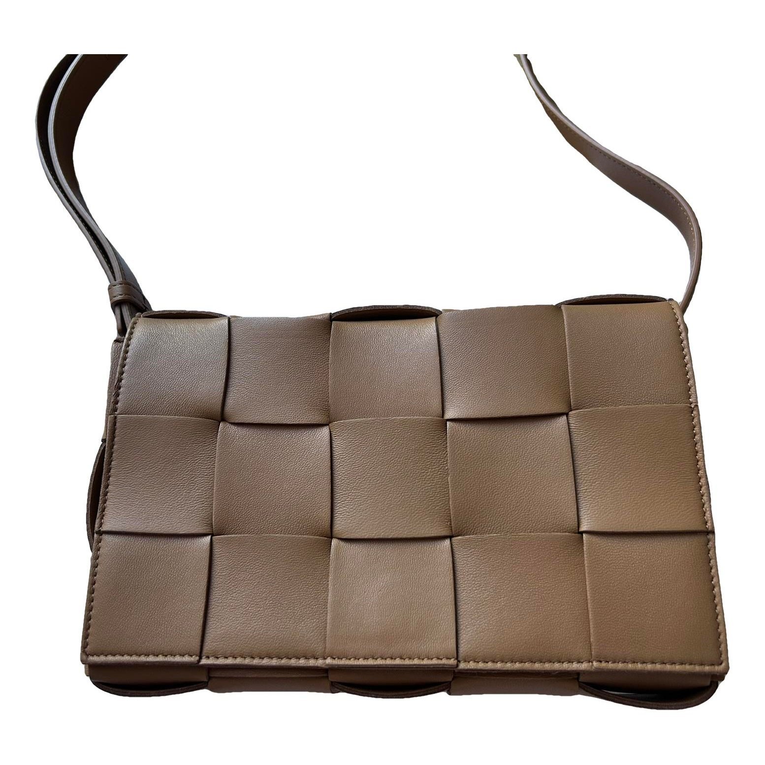 Cassette leather crossbody bag