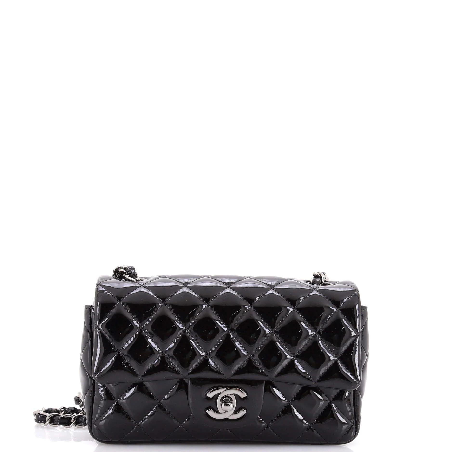 Timeless/Classique patent leather crossbody bag
