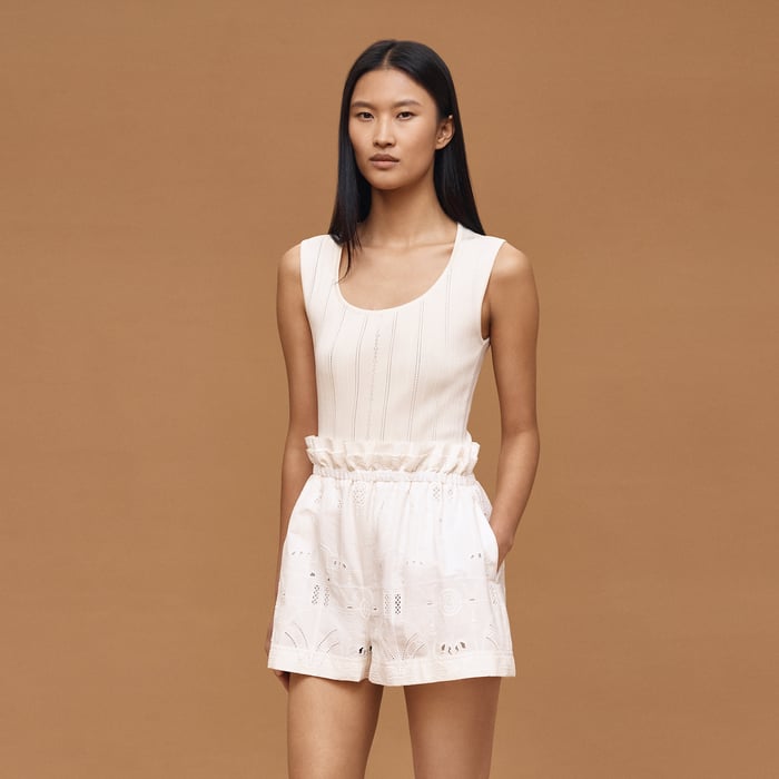 Blanc Cassé Shorts With Embroidered Pouch