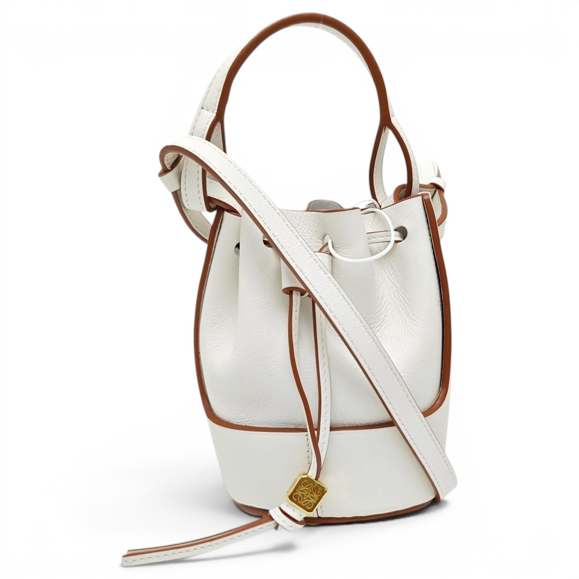 Balloon leather handbag