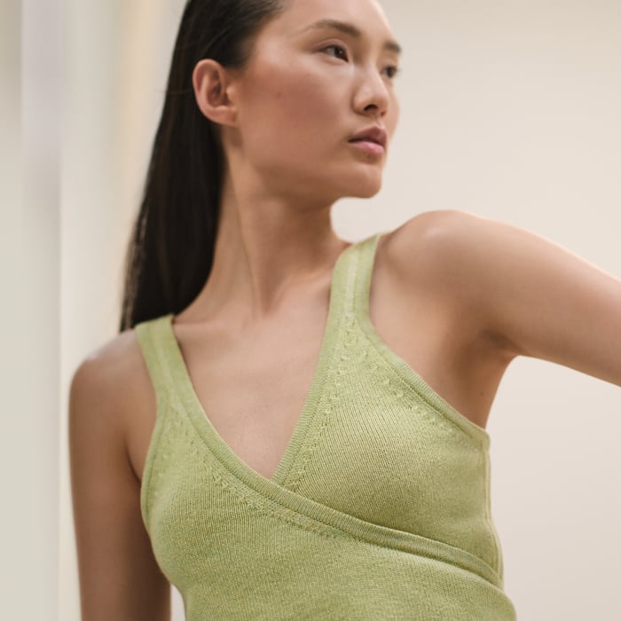 Vert Tendre Cashmere Sleeveless Cardigan