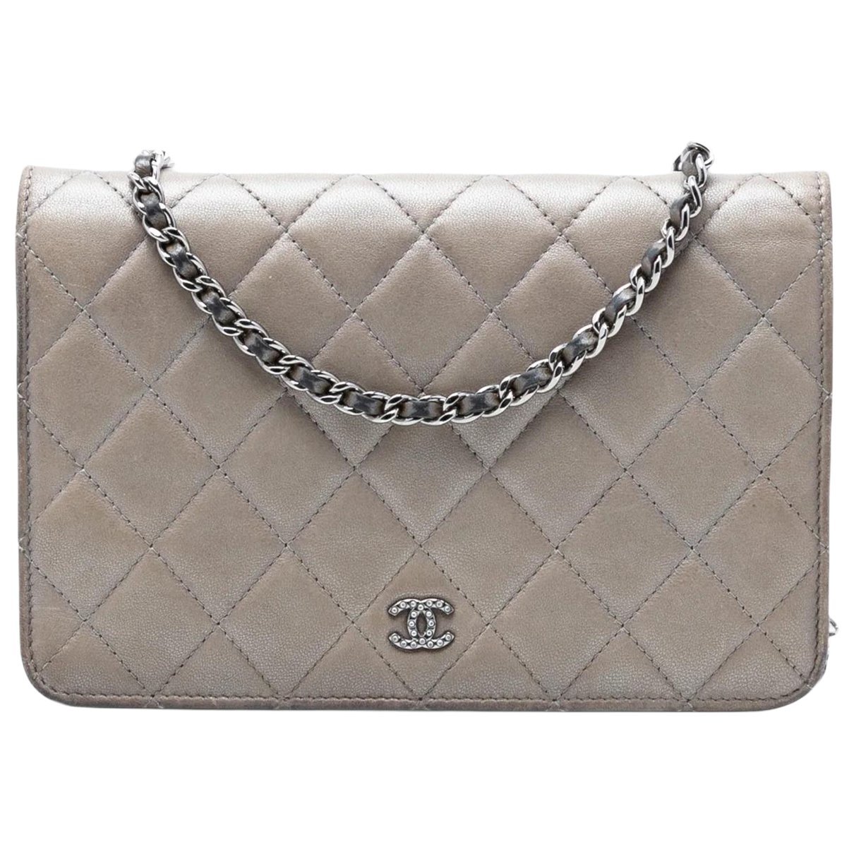 Wallet On Chain leather crossbody bag
