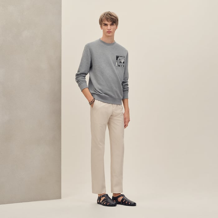 Gris "Ex-libris" Crewneck Sweater